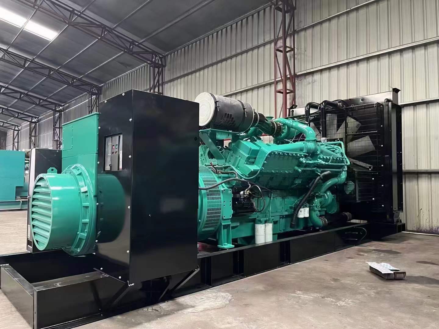 独山子如何降低 800kW 柴油发电机输出电流的波动？